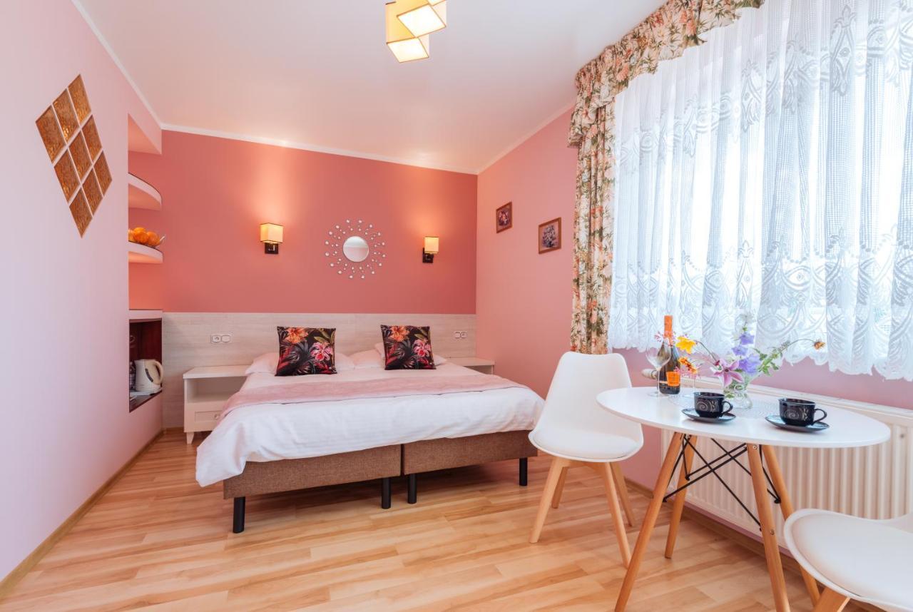 Ambrozja Dom Goscinny Kolobřeh Exteriér fotografie