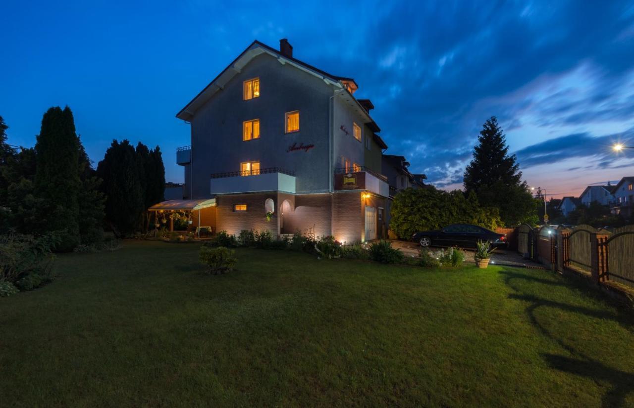 Ambrozja Dom Goscinny Kolobřeh Exteriér fotografie